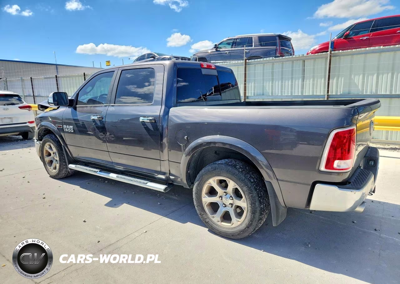 2017 Ram 1500 Laramie VIN:1C6RR7NM8HS871835 - 2