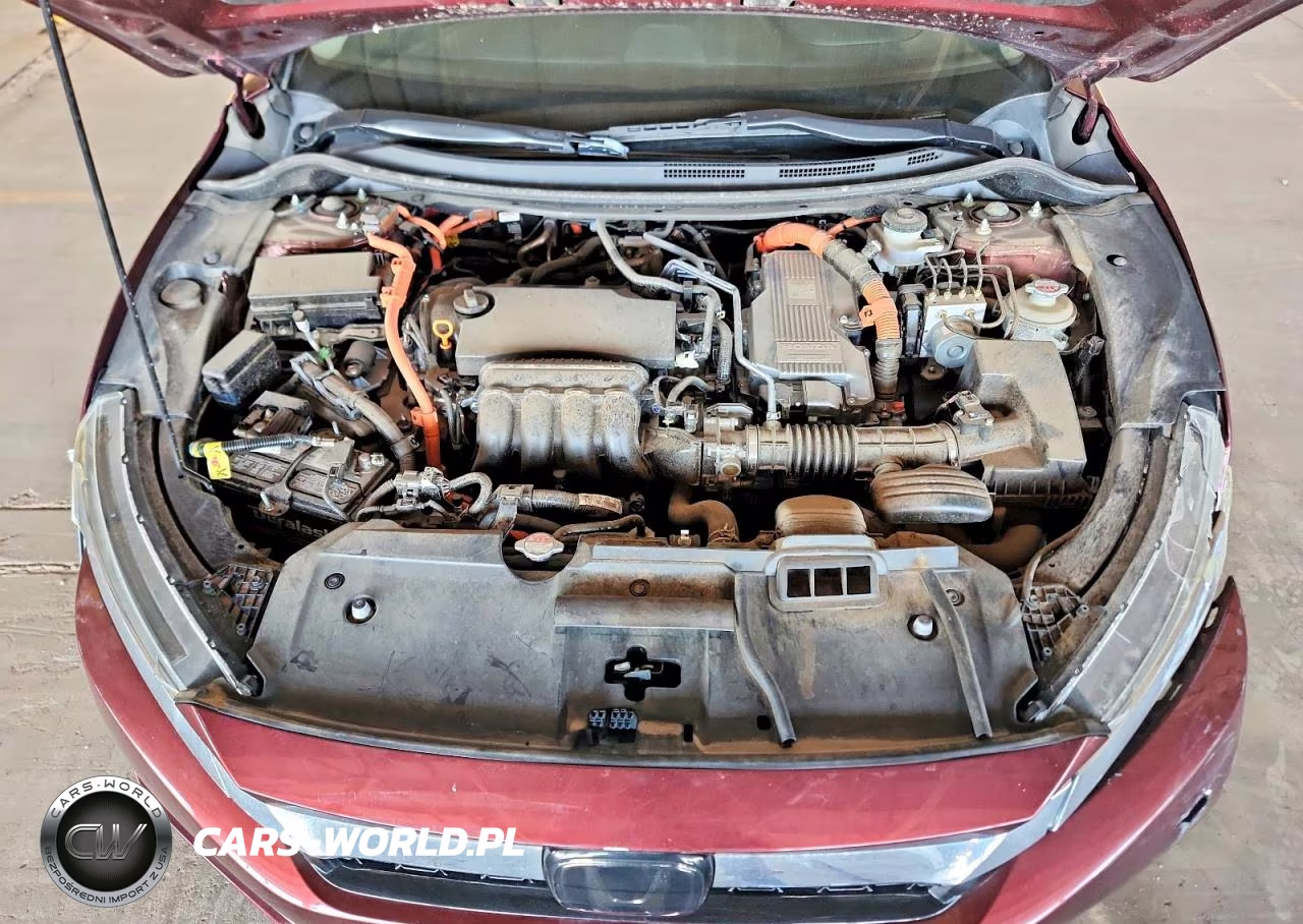 2018 Honda Clarity Touring VIN:JHMZC5F35JC020918 - 11