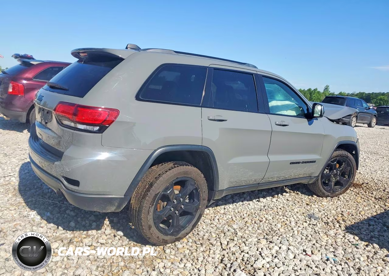 2020 Jeep Grand Cherokee Laredo VIN:1C4RJFAG7LC284300 - 3