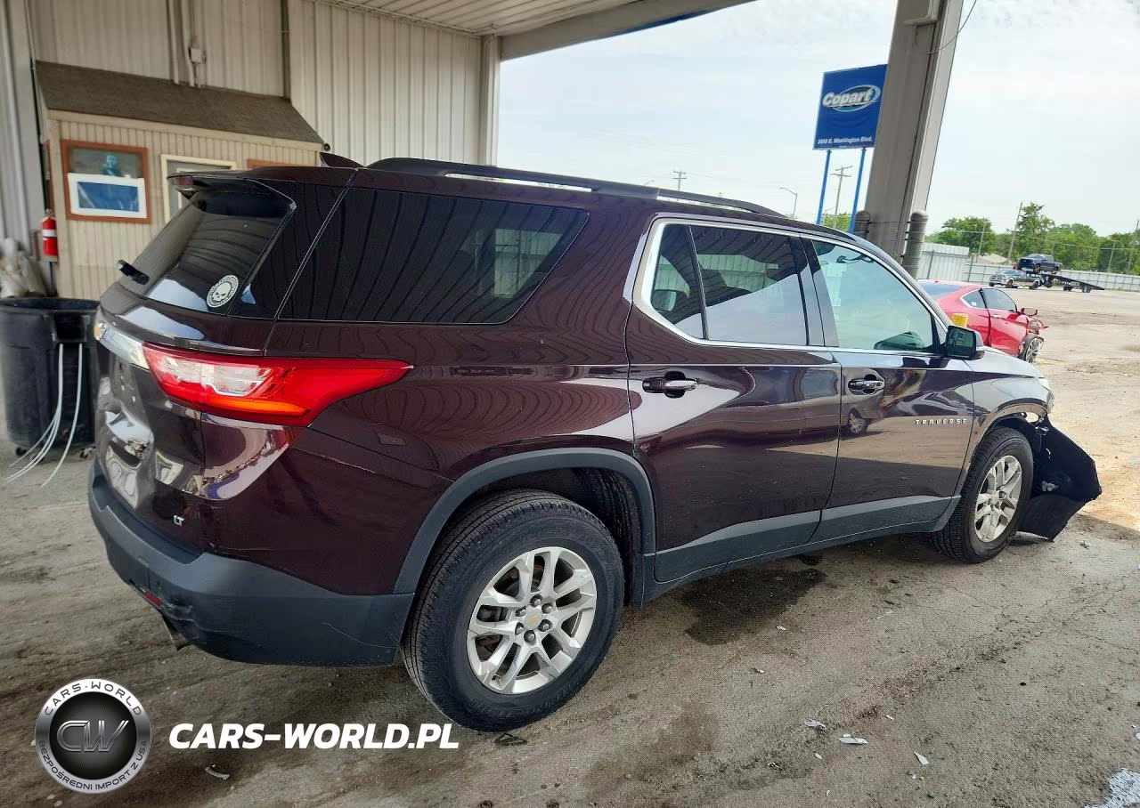 2019 Chevrolet Traverse Lt VIN:1GNERHKW1KJ190651 - 3