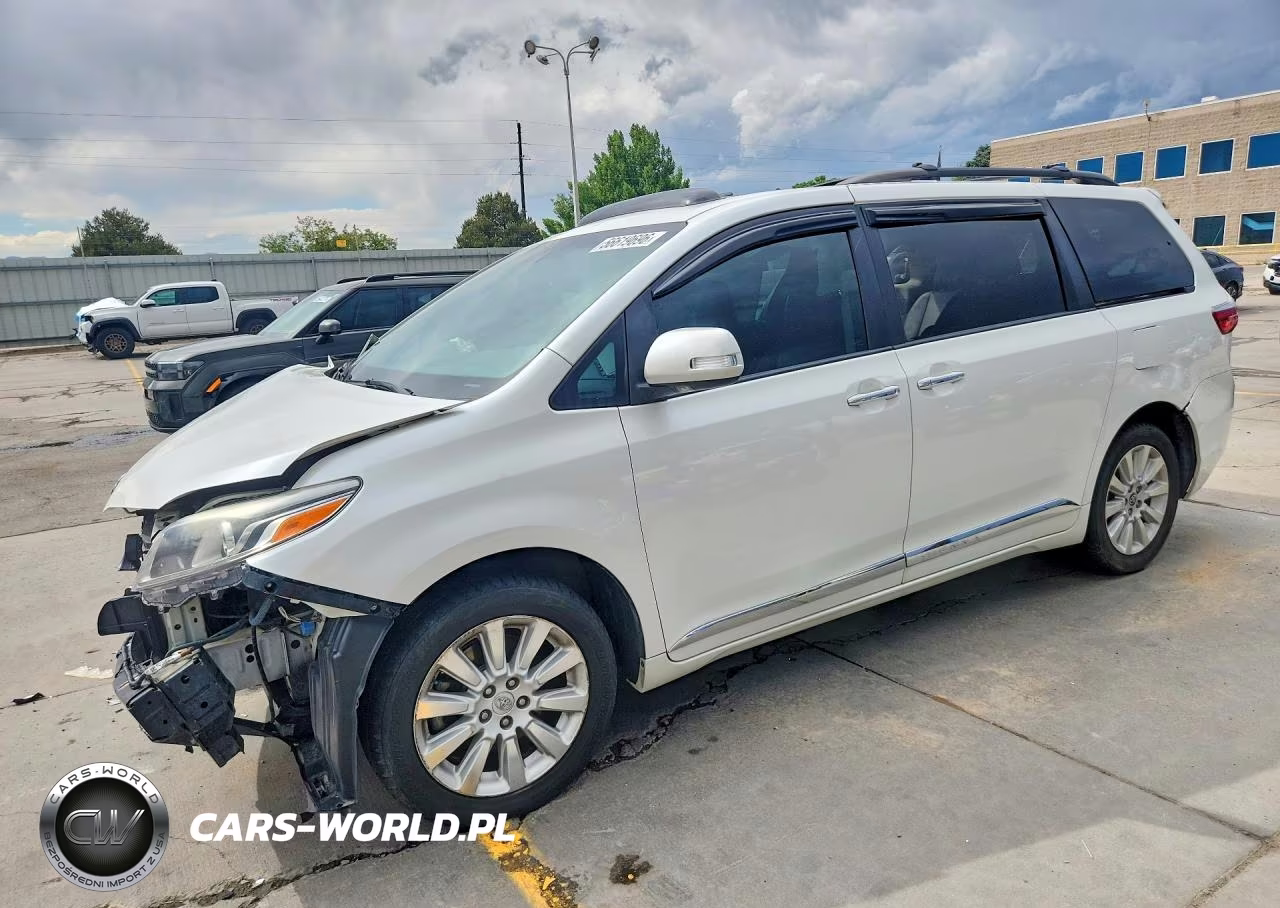 2015 Toyota Sienna Limited 7-Passenger