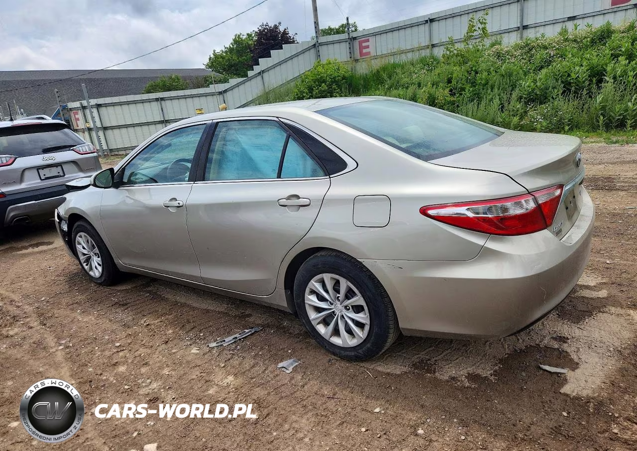 2017 Toyota Camry Le VIN:4T1BF1FK3HU649541 - 2