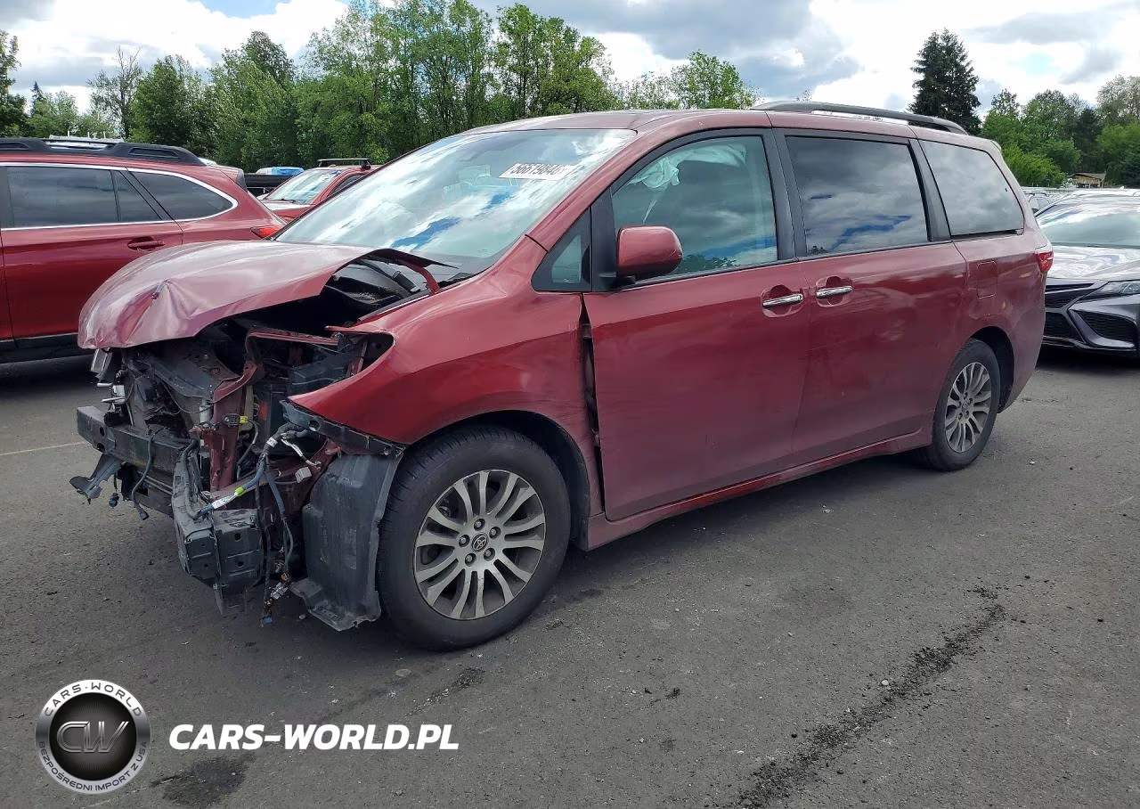 2020 Toyota Sienna Xle 8-Passenger