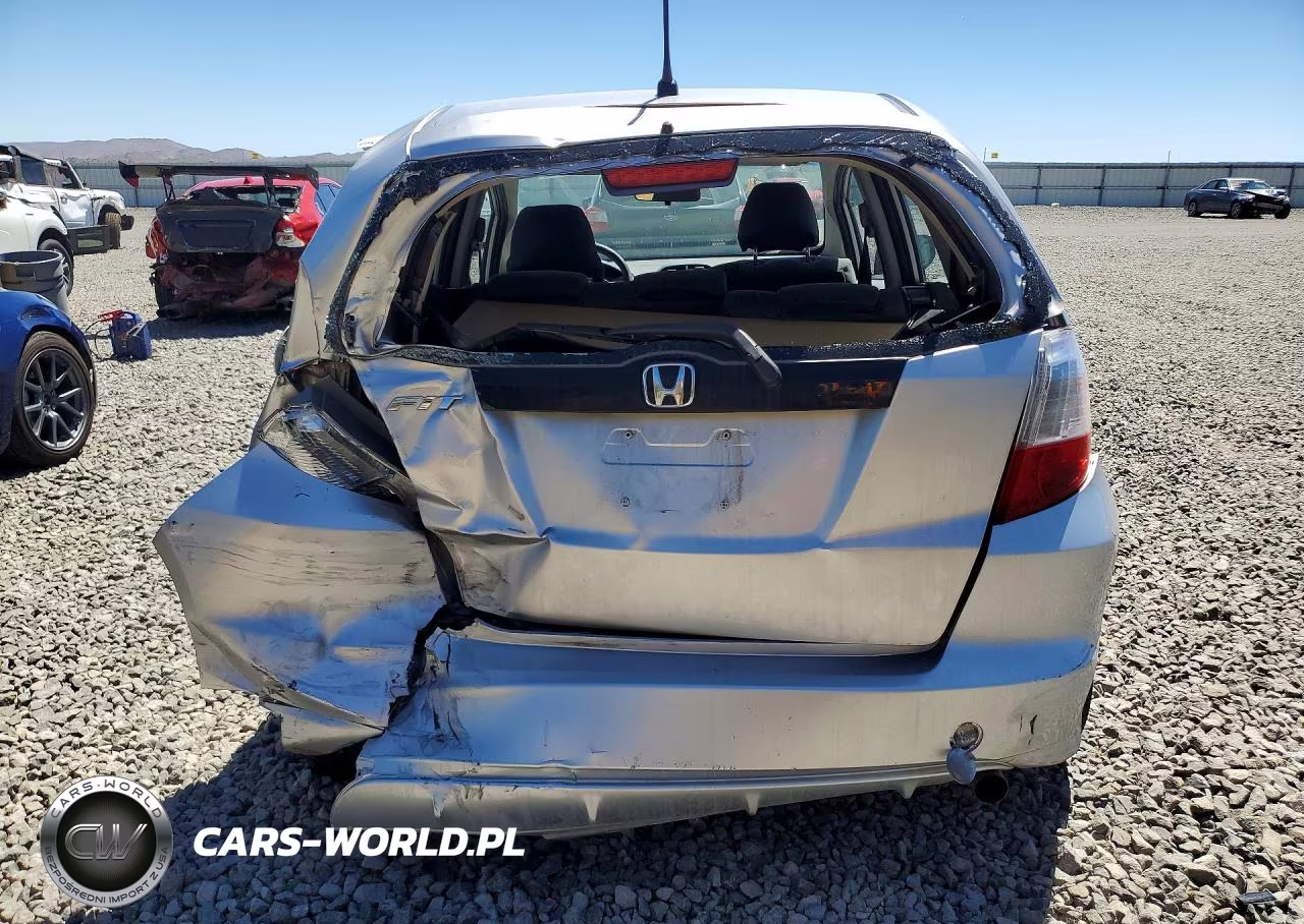 2012 Honda Fit VIN:JHMGE8H38CS000915 - 6