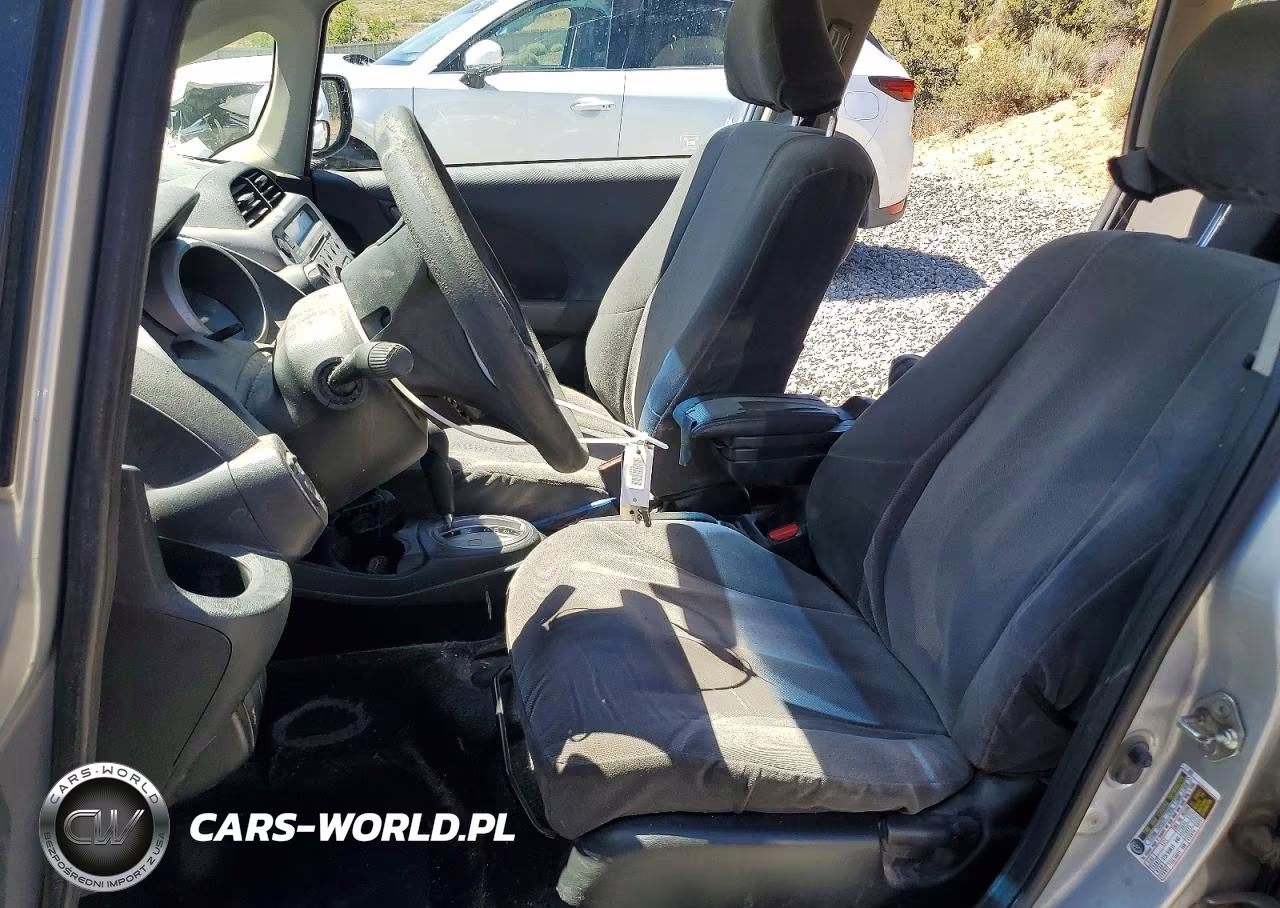 2012 Honda Fit VIN:JHMGE8H38CS000915 - 7
