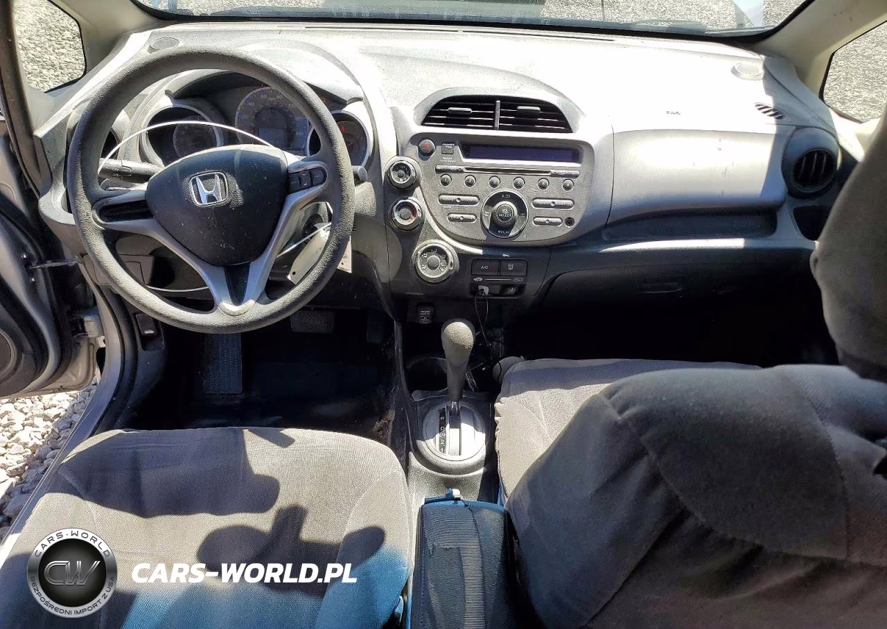2012 Honda Fit VIN:JHMGE8H38CS000915 - 8