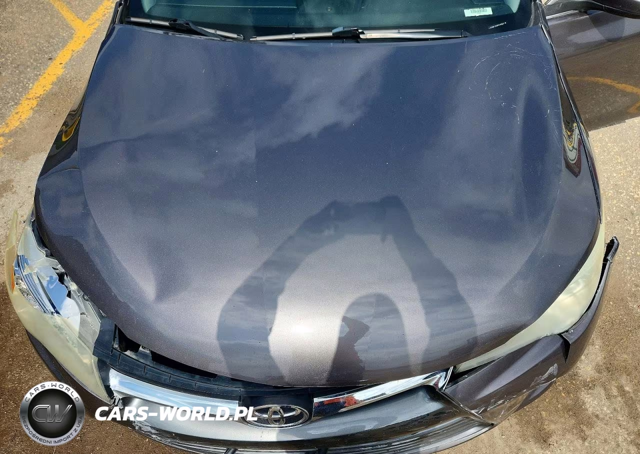 2015 Toyota Camry Le VIN:4T4BF1FKXFR466821 - 11