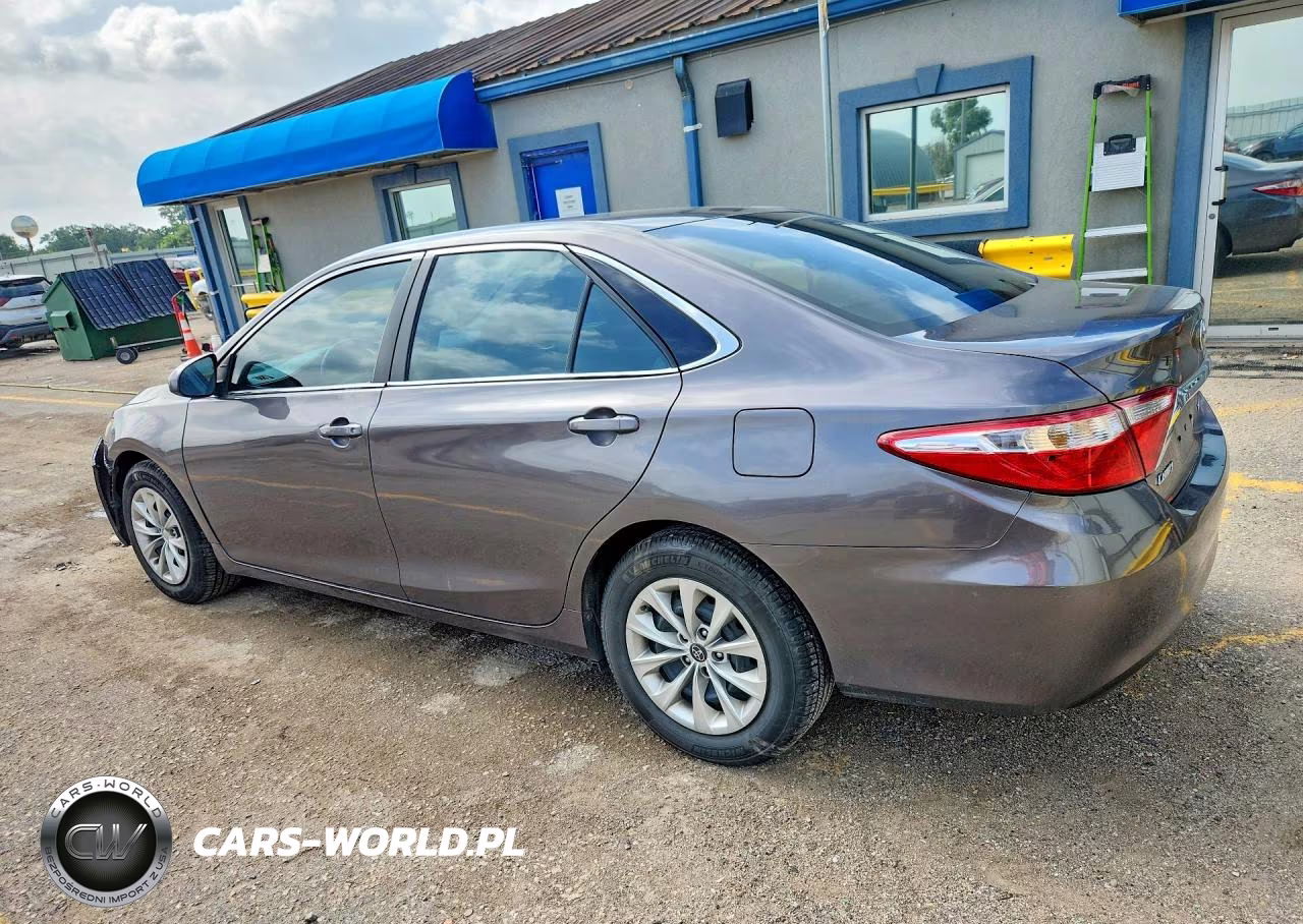 2015 Toyota Camry Le VIN:4T4BF1FKXFR466821 - 2
