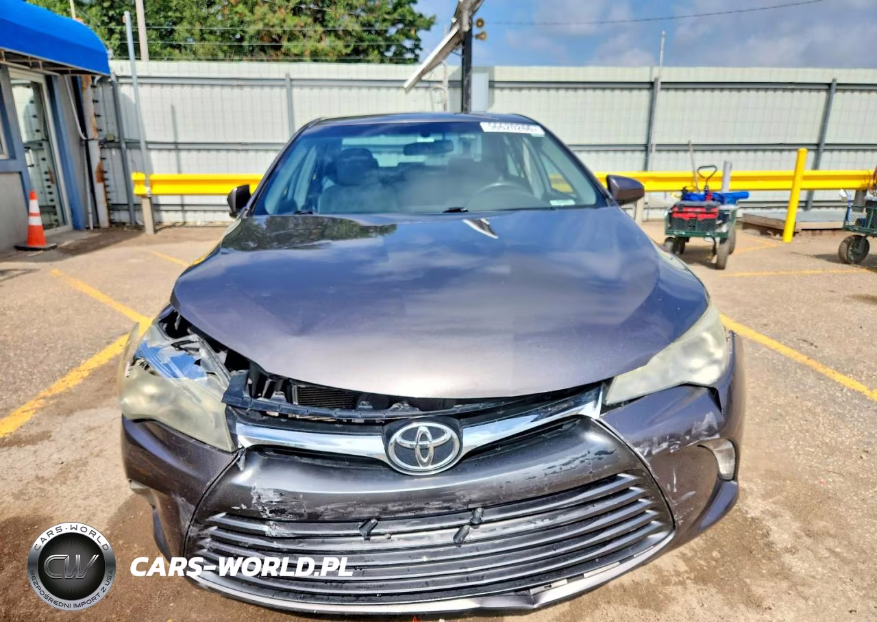 2015 Toyota Camry Le VIN:4T4BF1FKXFR466821 - 5