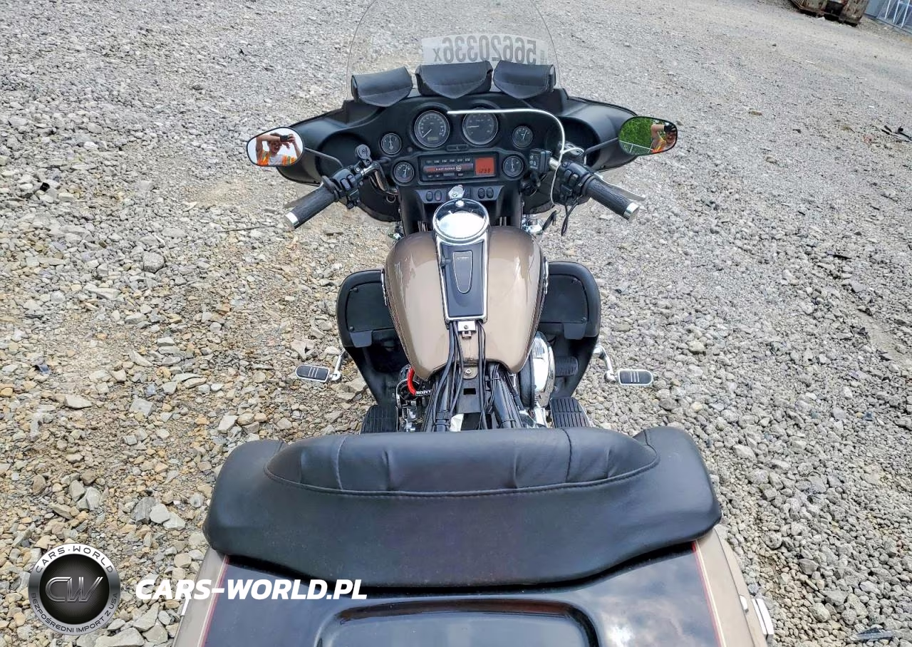2005 Harley-Davidson Flhtcui VIN:1HD1FCW125Y606184 - 6