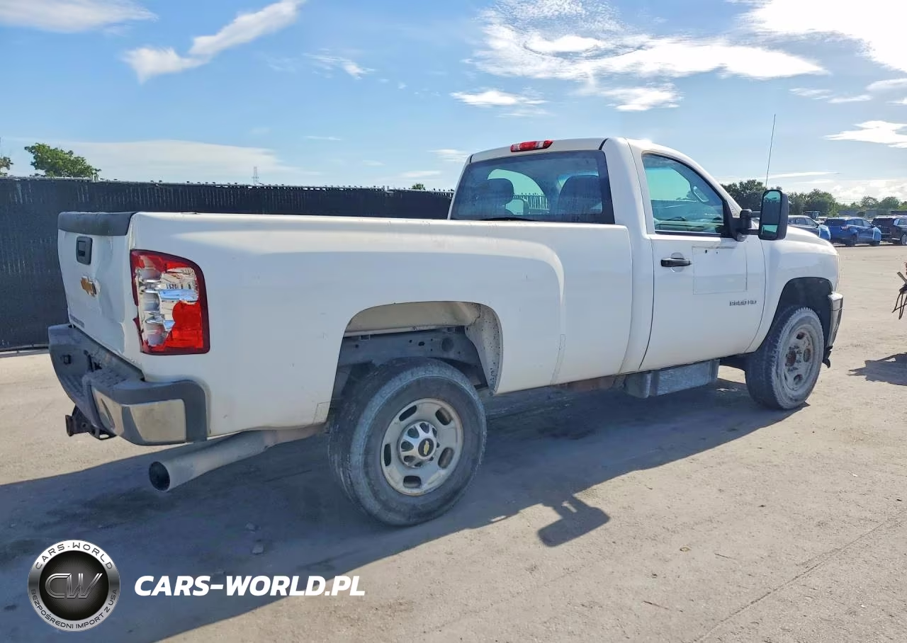 2012 Chevrolet Silverado C2500 Heavy Duty VIN:1GC0CVC80CF172231 - 3