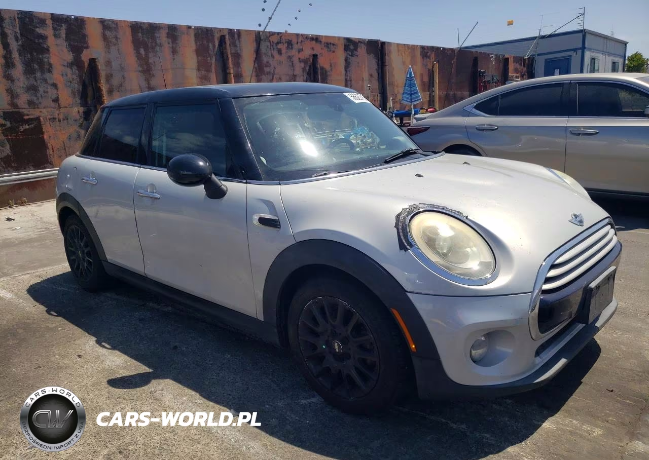 2015 Mini Cooper VIN:WMWXS5C50FT828499 - 4