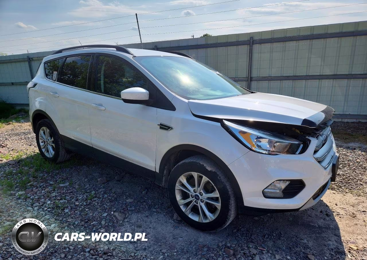 2017 Ford Escape Se VIN:1FMCU9G93HUA05882 - 4