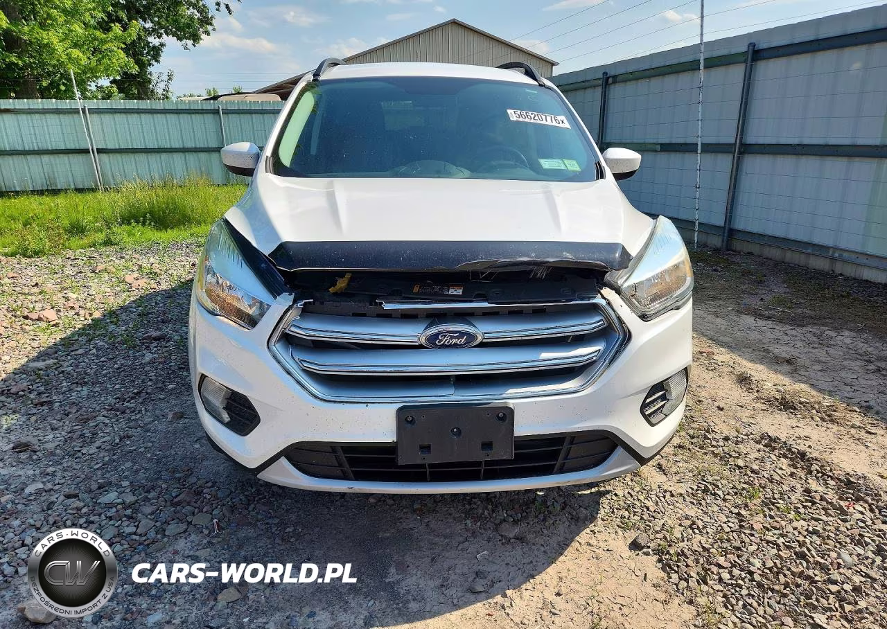 2017 Ford Escape Se VIN:1FMCU9G93HUA05882 - 5