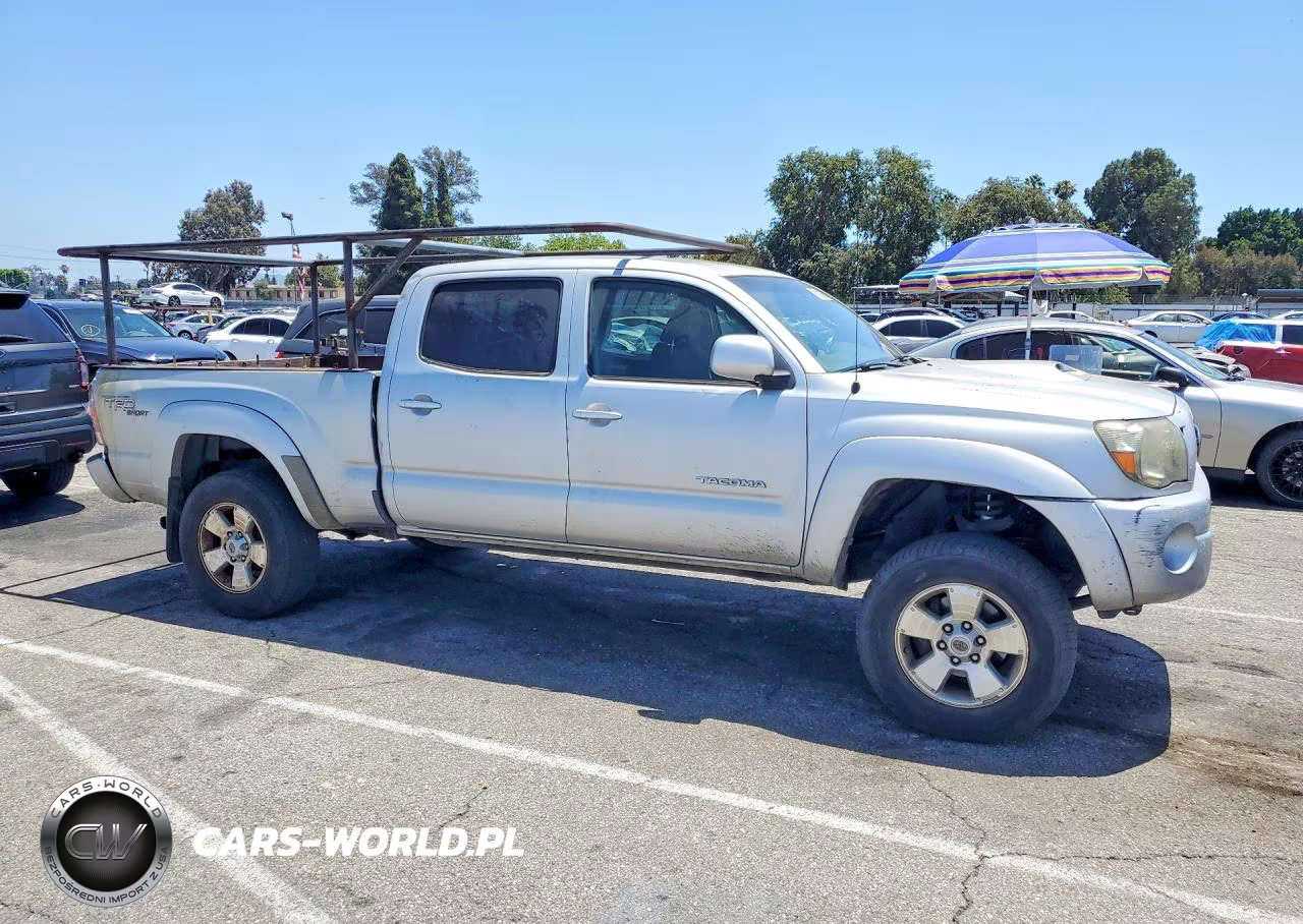 2011 Toyota Tacoma Double Cab Prerunner VIN:3TMKU4HN0BM029969 - 4
