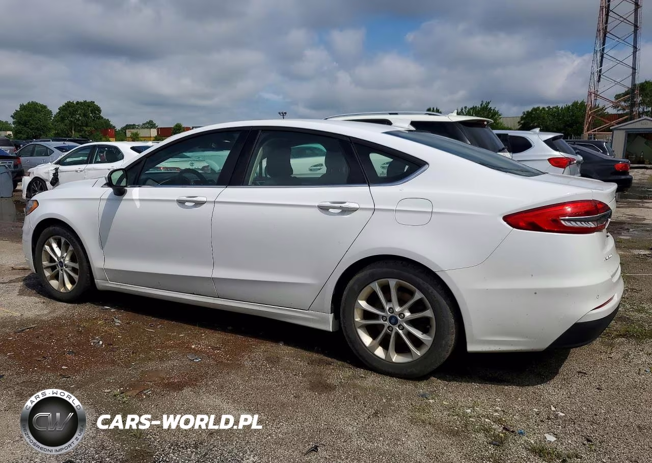 2019 Ford Fusion Se VIN:3FA6P0HD2KR131873 - 2