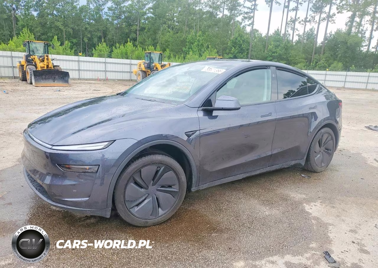 2026 Tesla Model Y – zdjęcie 1 z 13