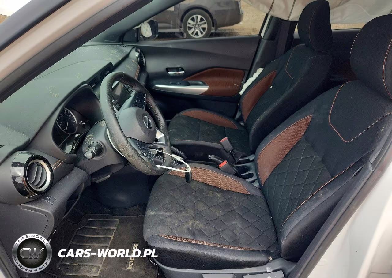 2019 Nissan Kicks Sr VIN:3N1CP5CU9KL509520 - 7