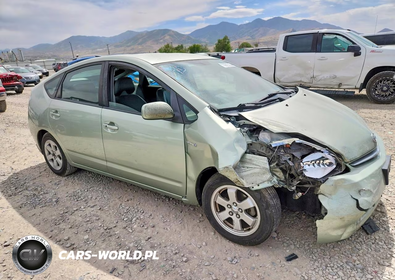 2008 Toyota Prius Base VIN:JTDKB20U387817242 - 4