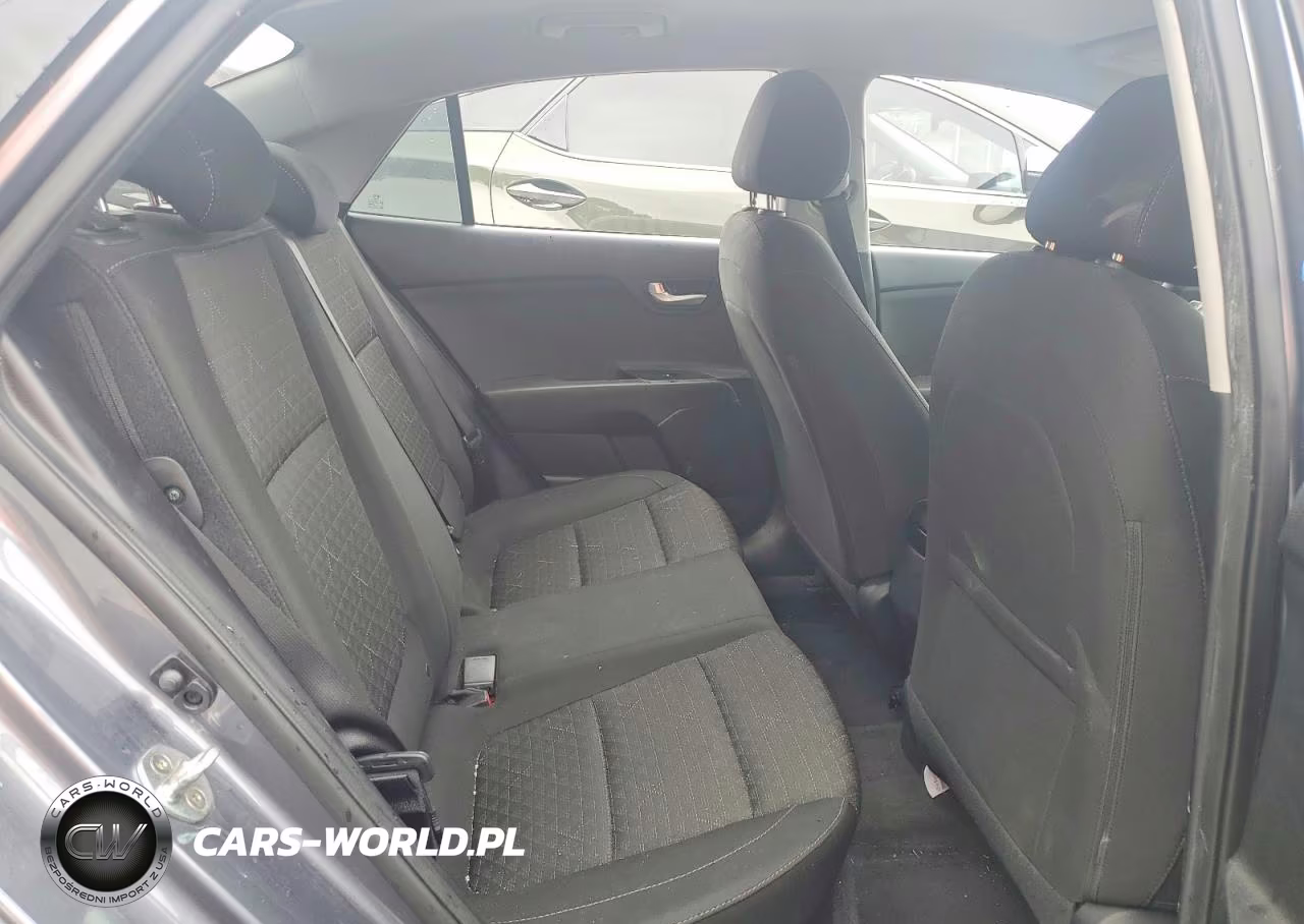2019 Kia Rio S VIN:3KPA24AB8KE158604 - 10