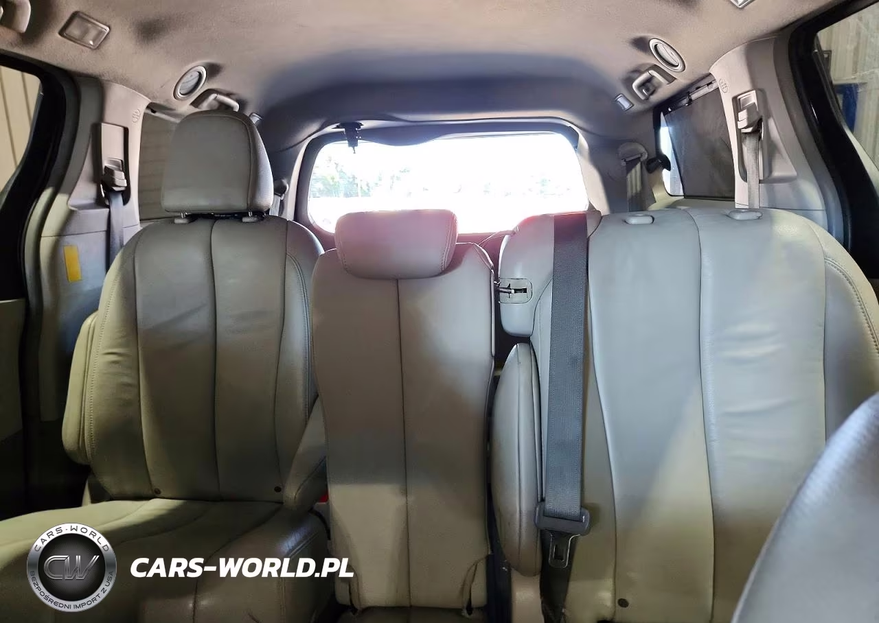 2014 Toyota Sienna Xle 8-Passenger VIN:5TDYK3DC4ES522850 - 10