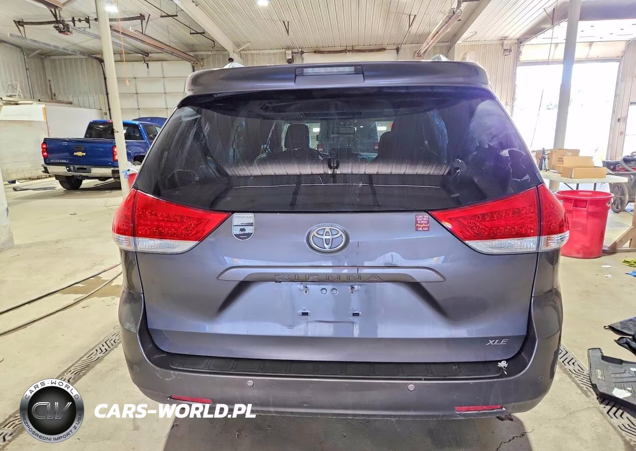 2014 Toyota Sienna Xle 8-Passenger VIN:5TDYK3DC4ES522850 - 6