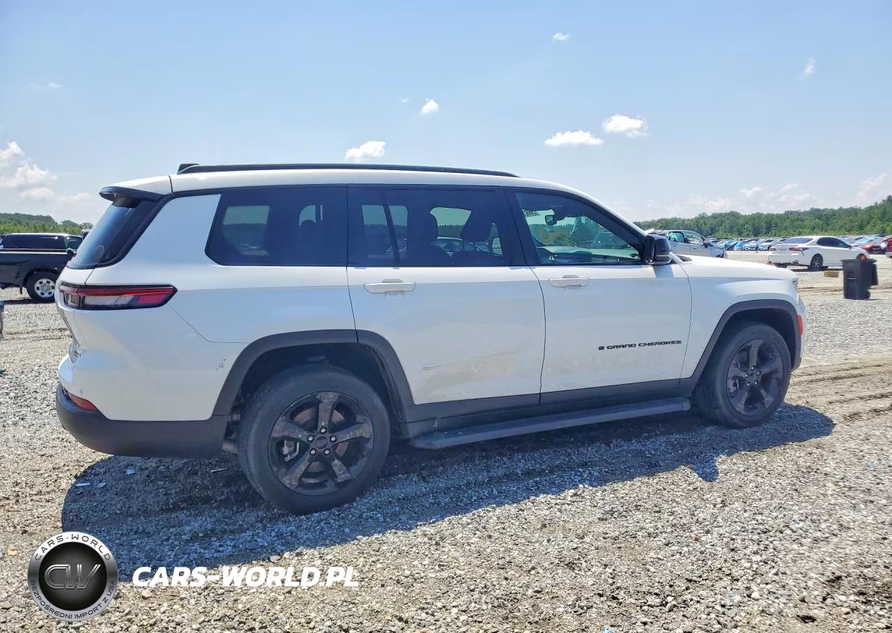 2023 Jeep Grand Cherokee L Laredo VIN:1C4RJKAG4P8877484 - 3