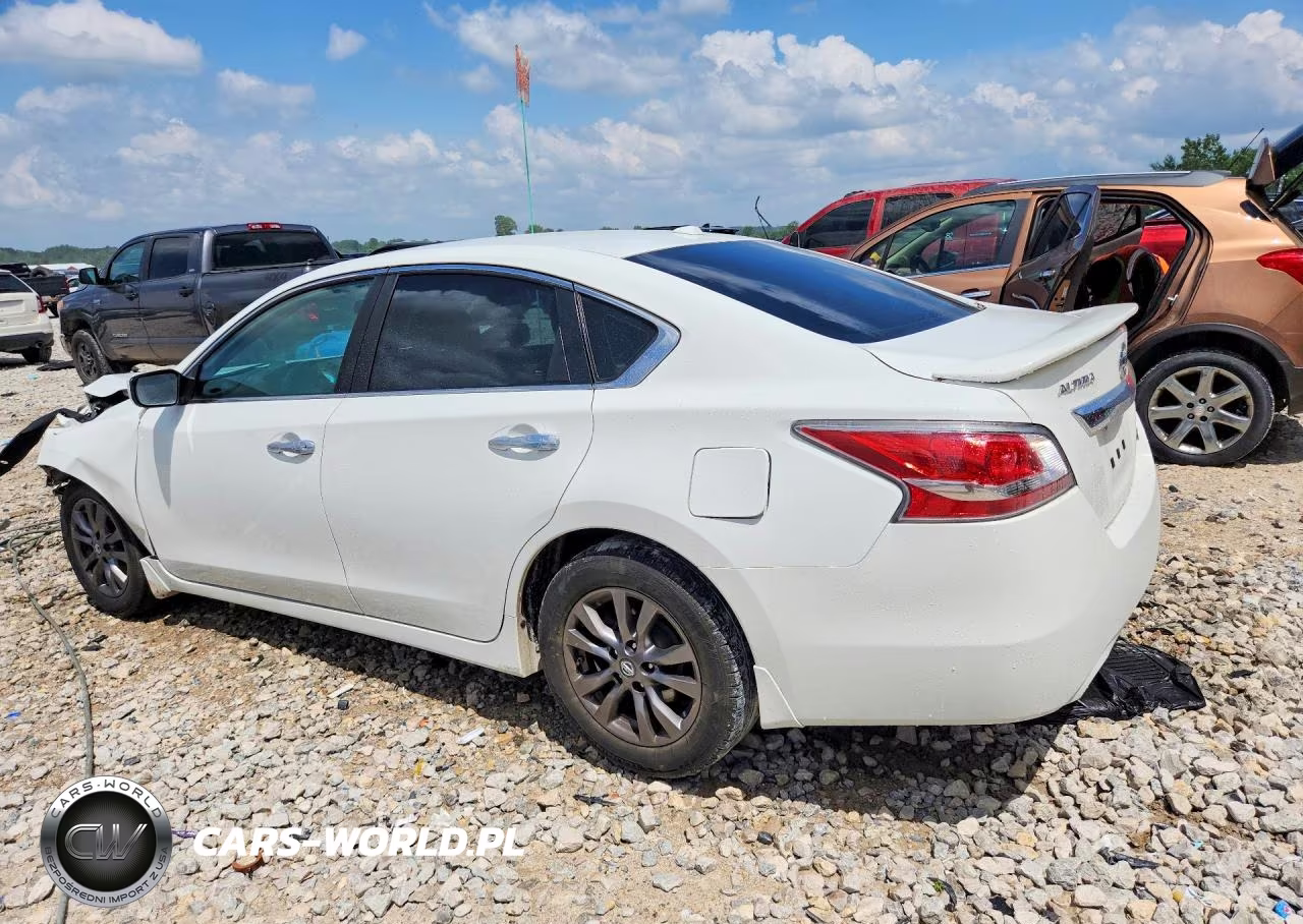 2015 Nissan Altima 2.5 S VIN:1N4AL3AP7FN911744 - 2