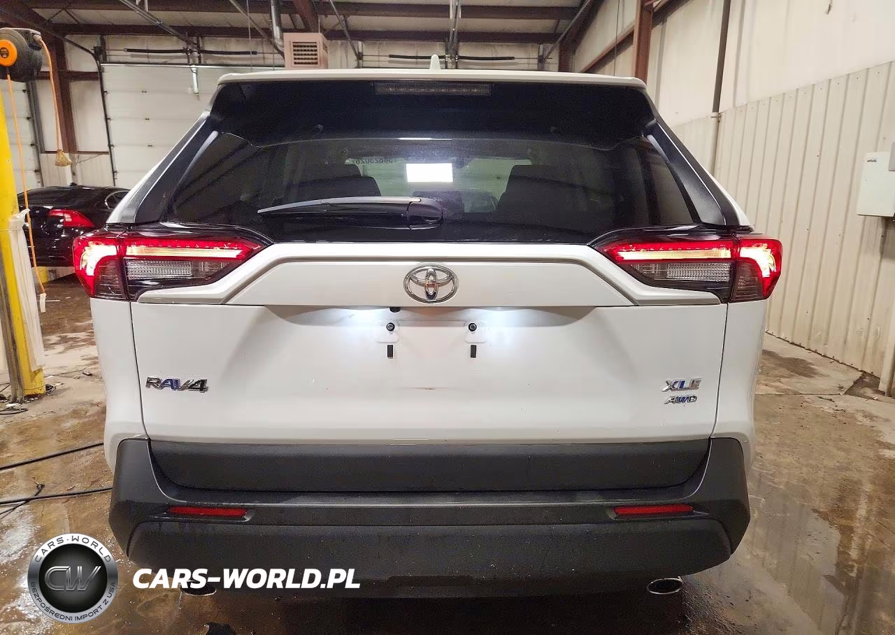 2024 Toyota Rav4 Xle Premium VIN:2T3A1RFV4RW495482 - 6