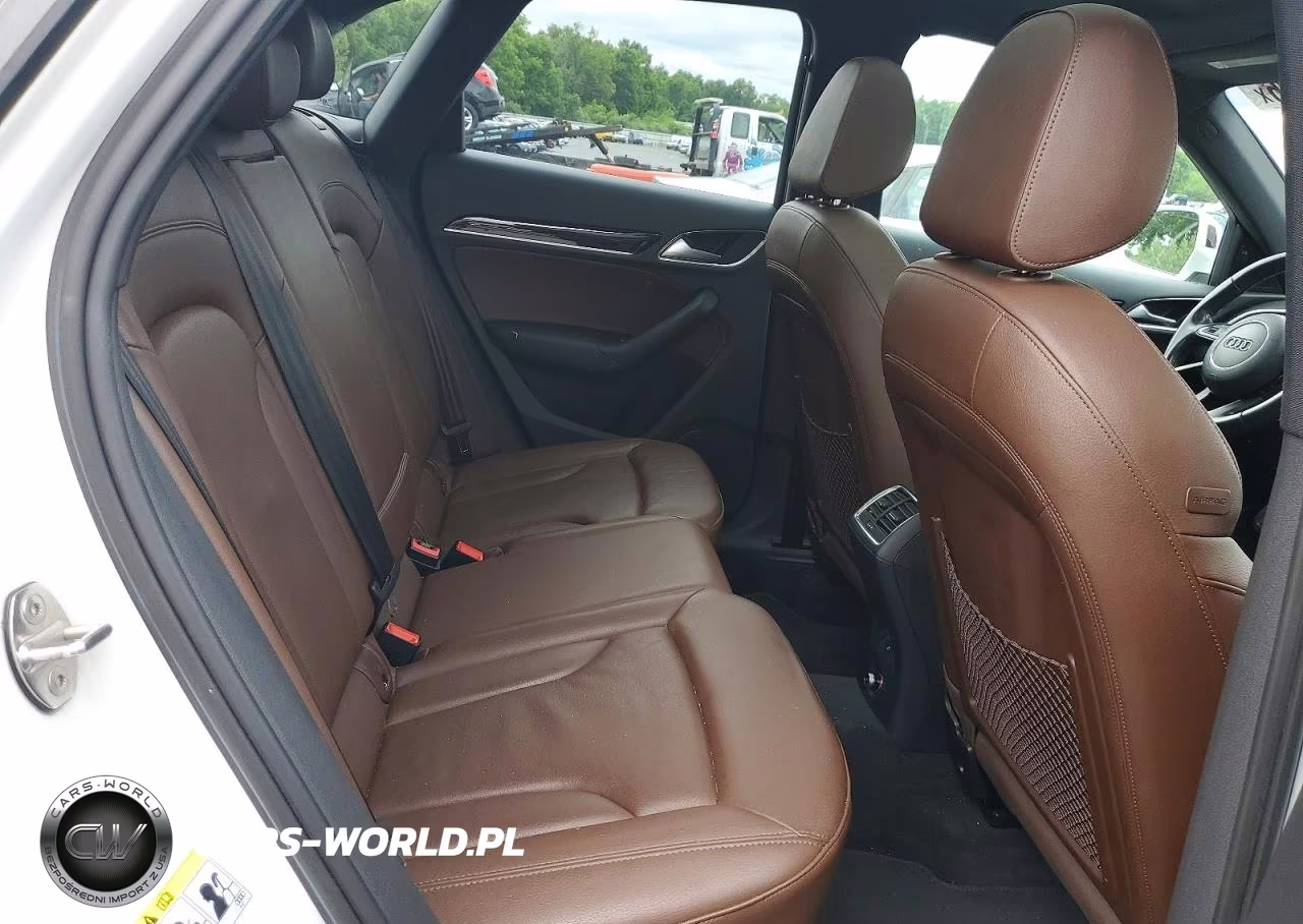 2015 Audi Q3 Premium Plus VIN:WA1EFCFS1FR004815 - 11