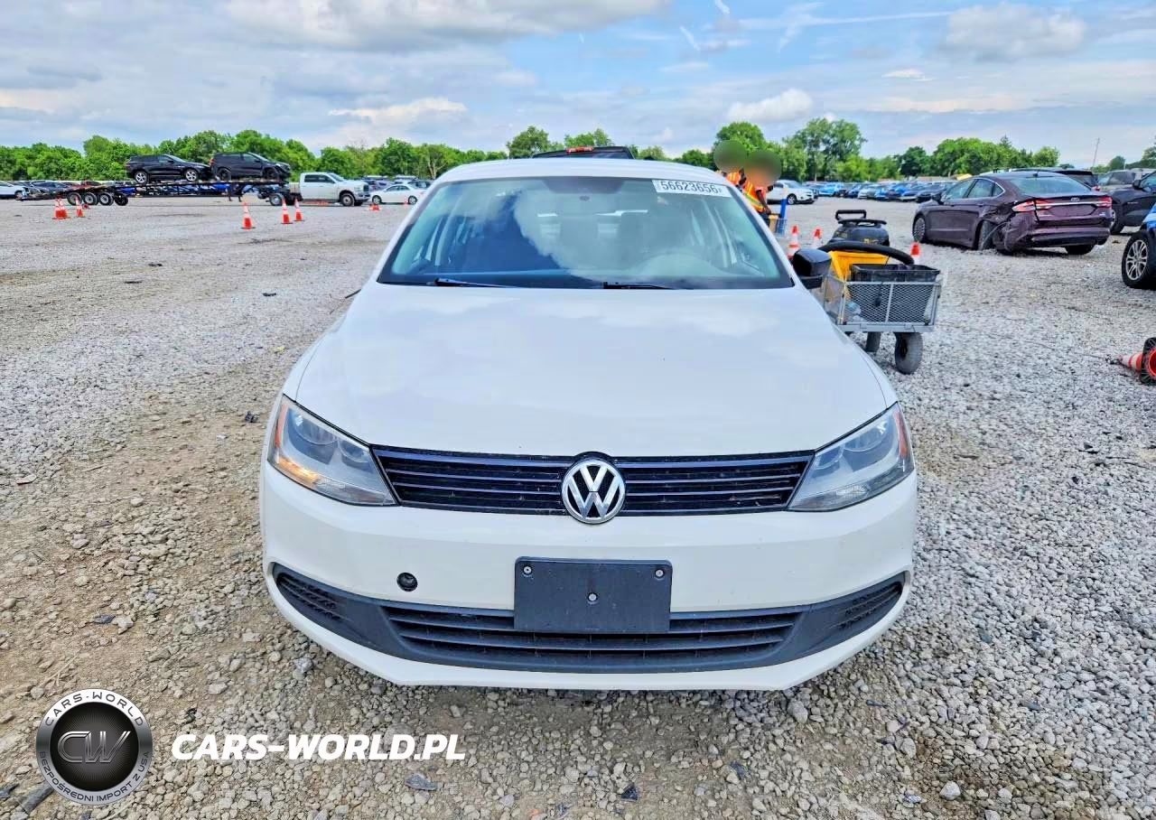 2011 Volkswagen Jetta Base VIN:3VW2K7AJ3BM307534 - 5