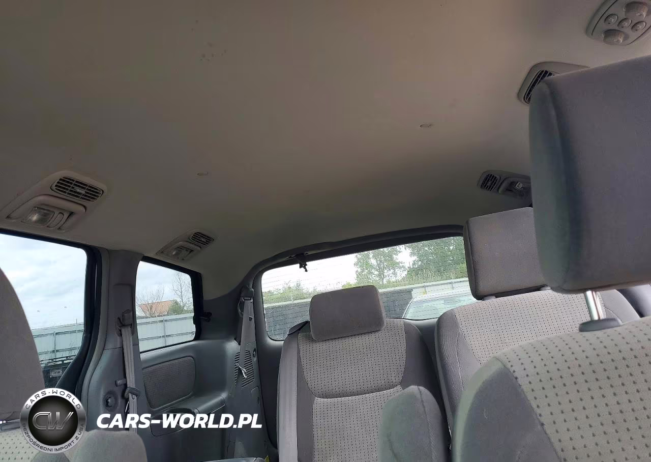 2010 Toyota Sienna Le 8-Passenger VIN:5TDKK4CC0AS291615 - 10