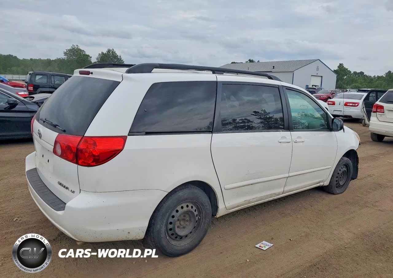 2010 Toyota Sienna Le 8-Passenger VIN:5TDKK4CC0AS291615 - 3