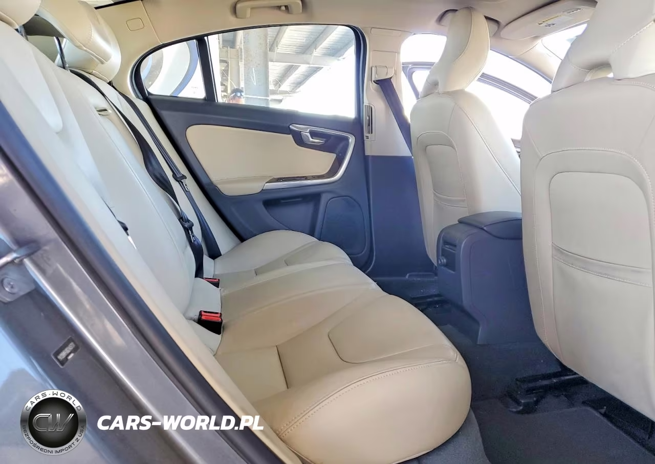 2016 Volvo S60 Premier VIN:YV126MFK8G2405751 - 10