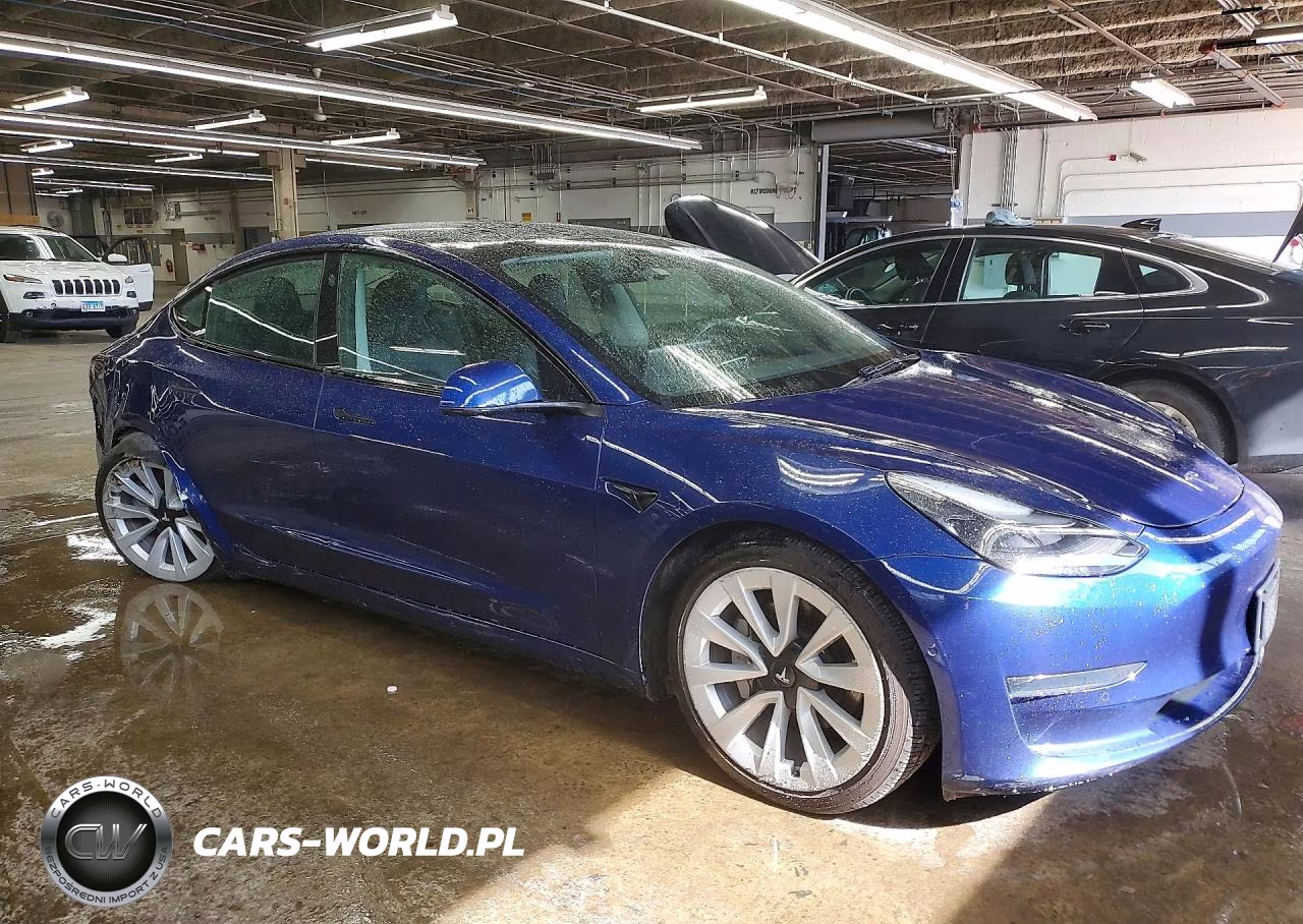 2022 Tesla Model 3 VIN:5YJ3E1EA3NF303840 - 4