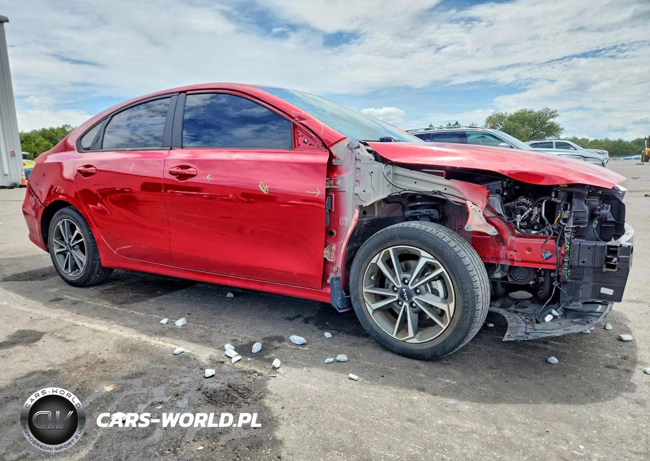 2022 Kia Forte Lxs VIN:3KPF24AD6NE444124 - 4