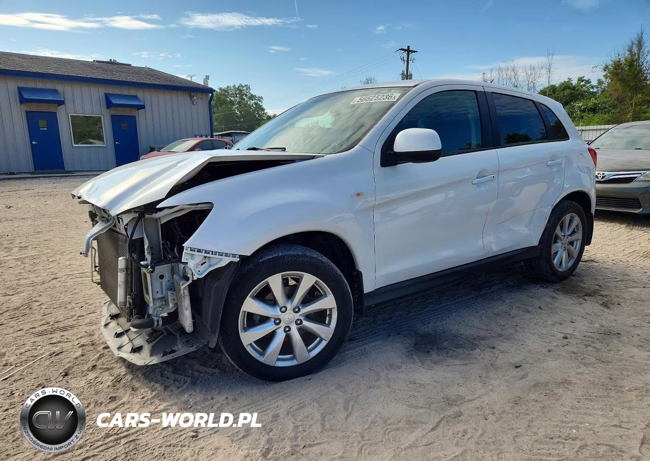 2015 Mitsubishi Outlander Sport Es – zdjęcie 1 z 12