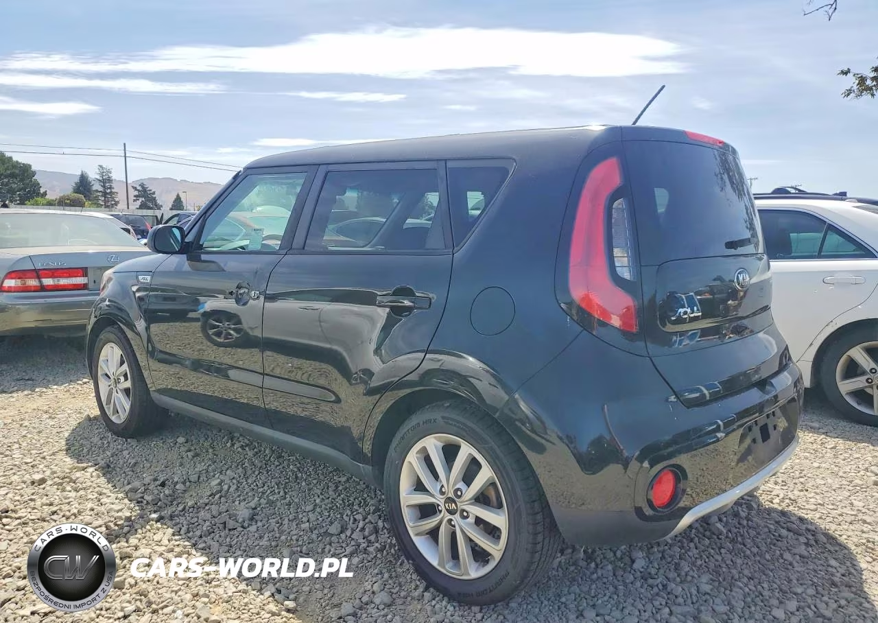 2018 Kia Soul + VIN:KNDJP3A59J7891572 - 2