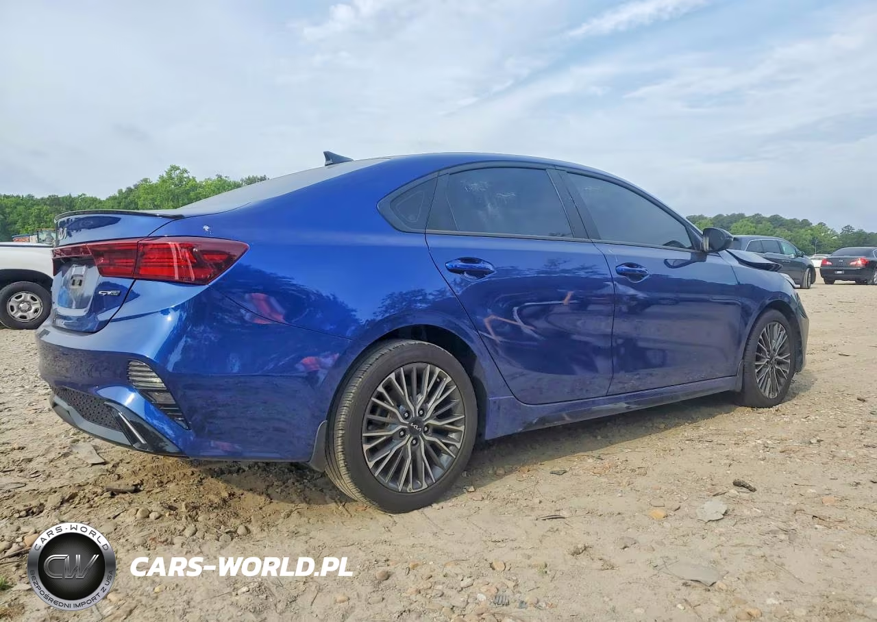 2024 Kia Forte Gt Line VIN:3KPF54AD6RE811407 - 3