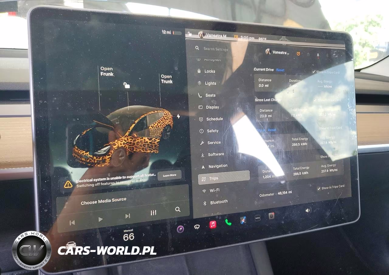 2021 Tesla Model 3 VIN:5YJ3E1EBXMF051026 - 9