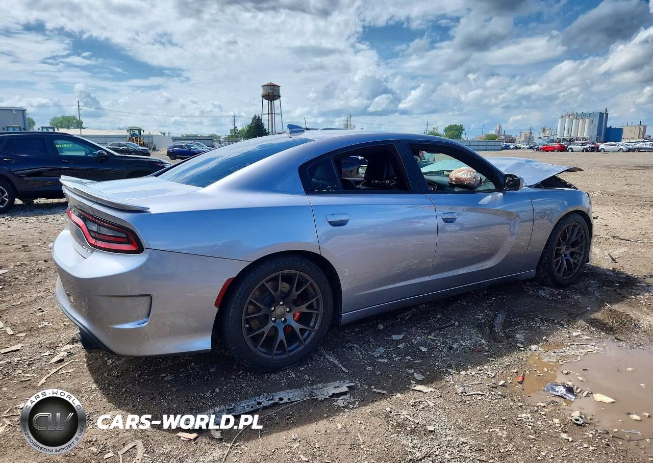 2015 Dodge Charger Srt 392 VIN:2C3CDXEJ2FH905490 - 3