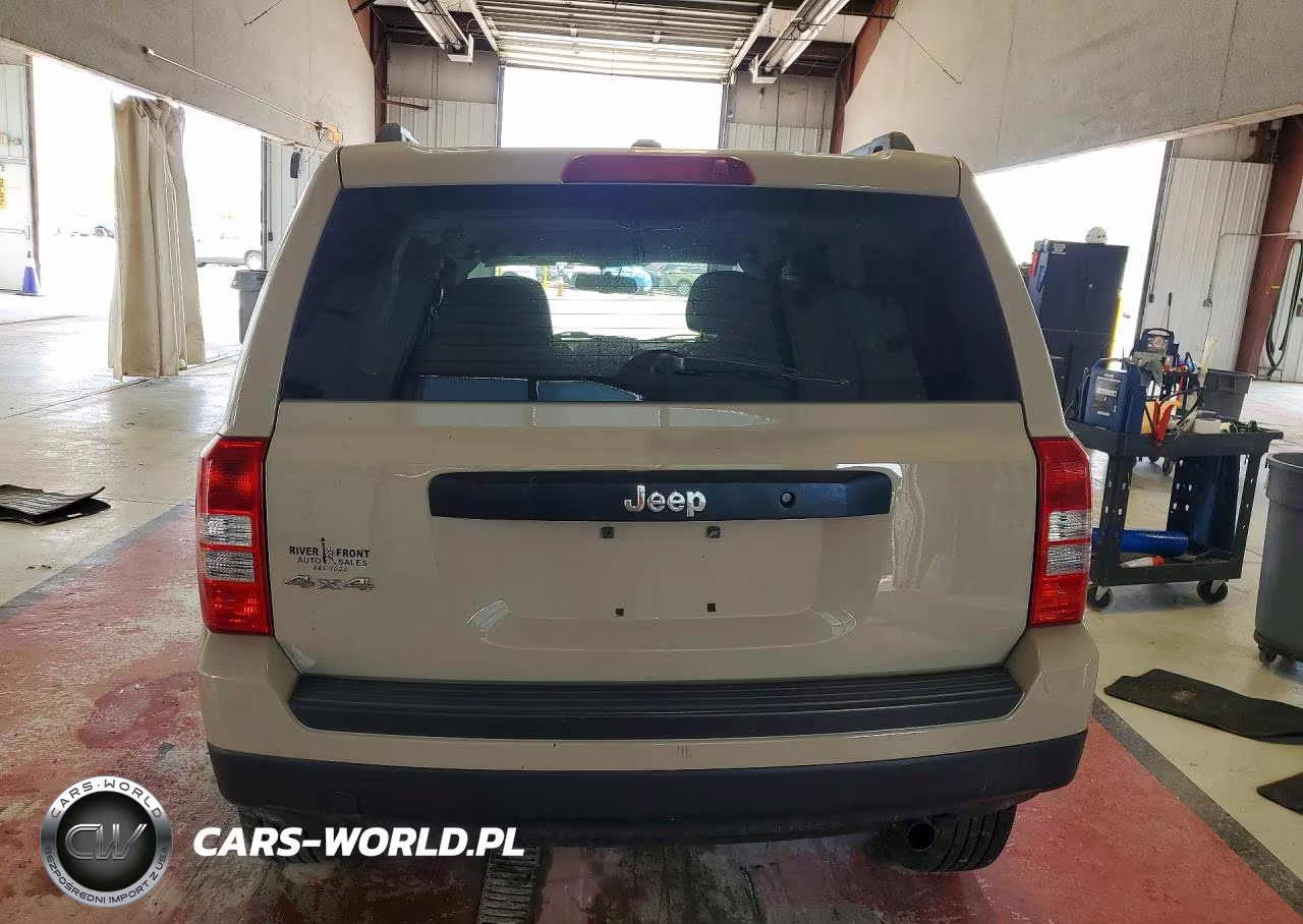 2017 Jeep Patriot Sport VIN:1C4NJRBB4HD210708 - 6