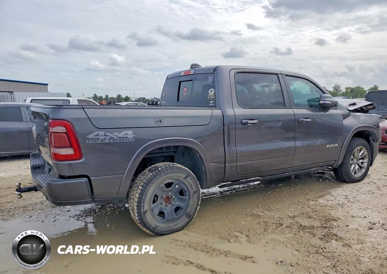 2021 Ram 1500 Laramie VIN:1C6SRFJT6MN507849 - 3
