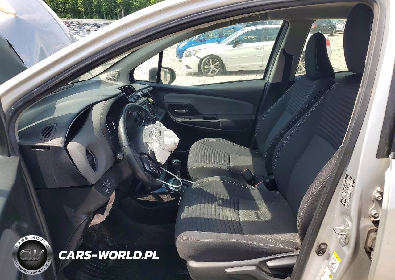 2015 Toyota Yaris 5-Door Se VIN:VNKKTUD30FA038916 - 7