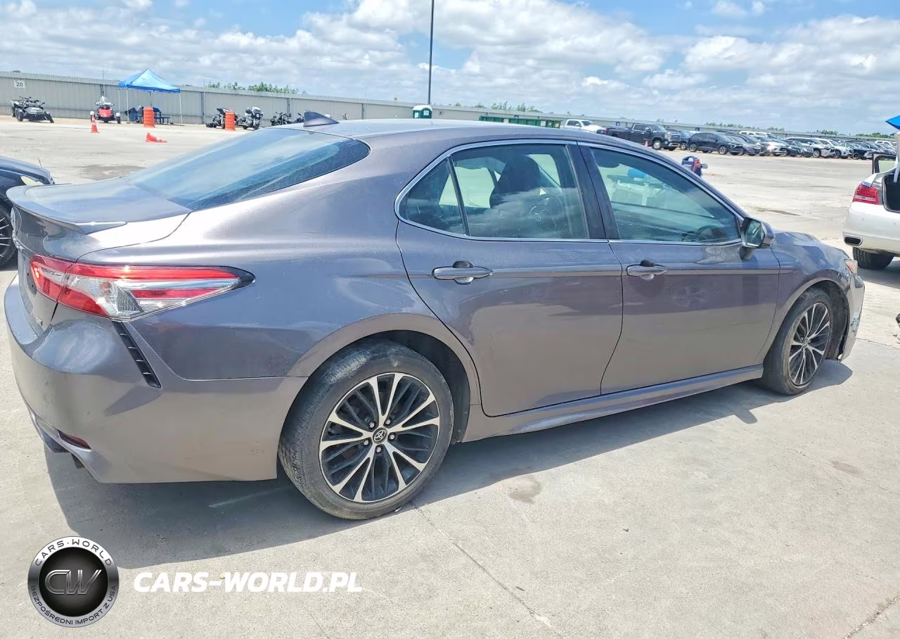 2019 Toyota Camry Se VIN:4T1B11HK4KU176350 - 3