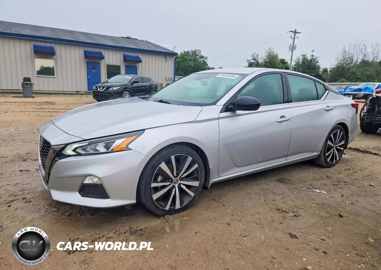 2020 Nissan Altima Sr – zdjęcie 1 z 12