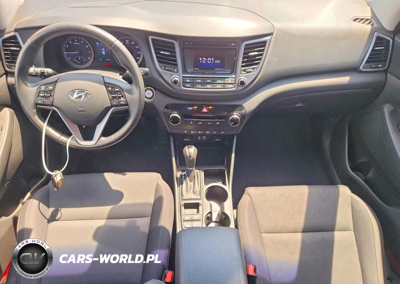 2017 Hyundai Tucson Sport VIN:KM8J3CA26HU427423 - 8
