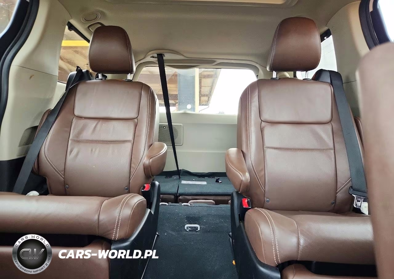 2019 Toyota Sienna Limited Premium 7-Passenger VIN:5TDYZ3DC8KS994458 - 10