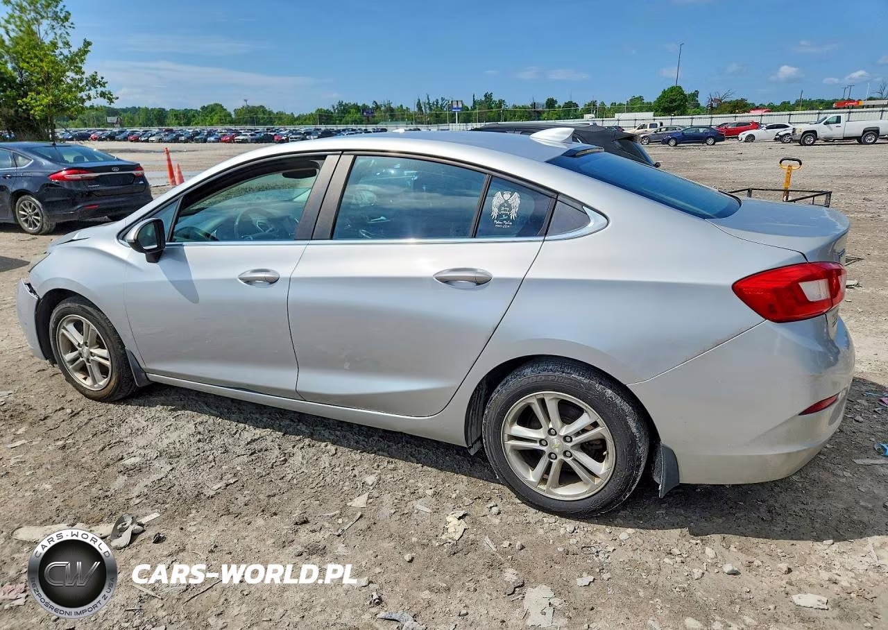 2017 Chevrolet Cruze Lt VIN:1G1BE5SM6H7246683 - 2