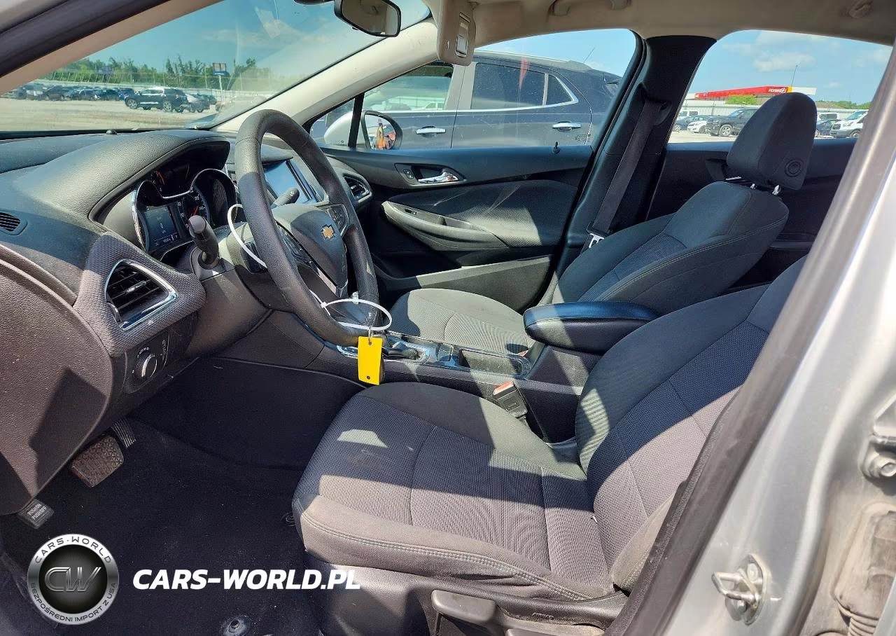 2017 Chevrolet Cruze Lt VIN:1G1BE5SM6H7246683 - 7